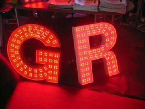 灌阳LED发光字常见的安装误区。